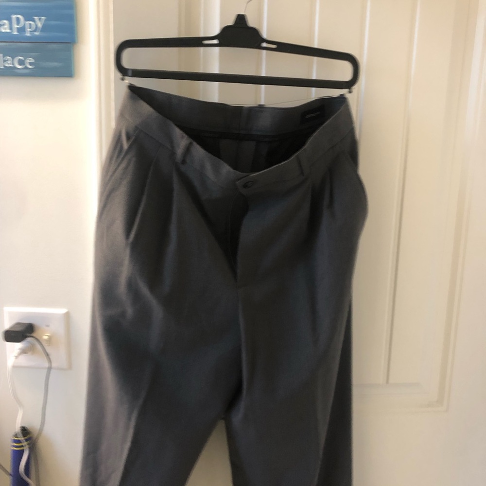 Claiborne Men’s size 32/34 dress pants